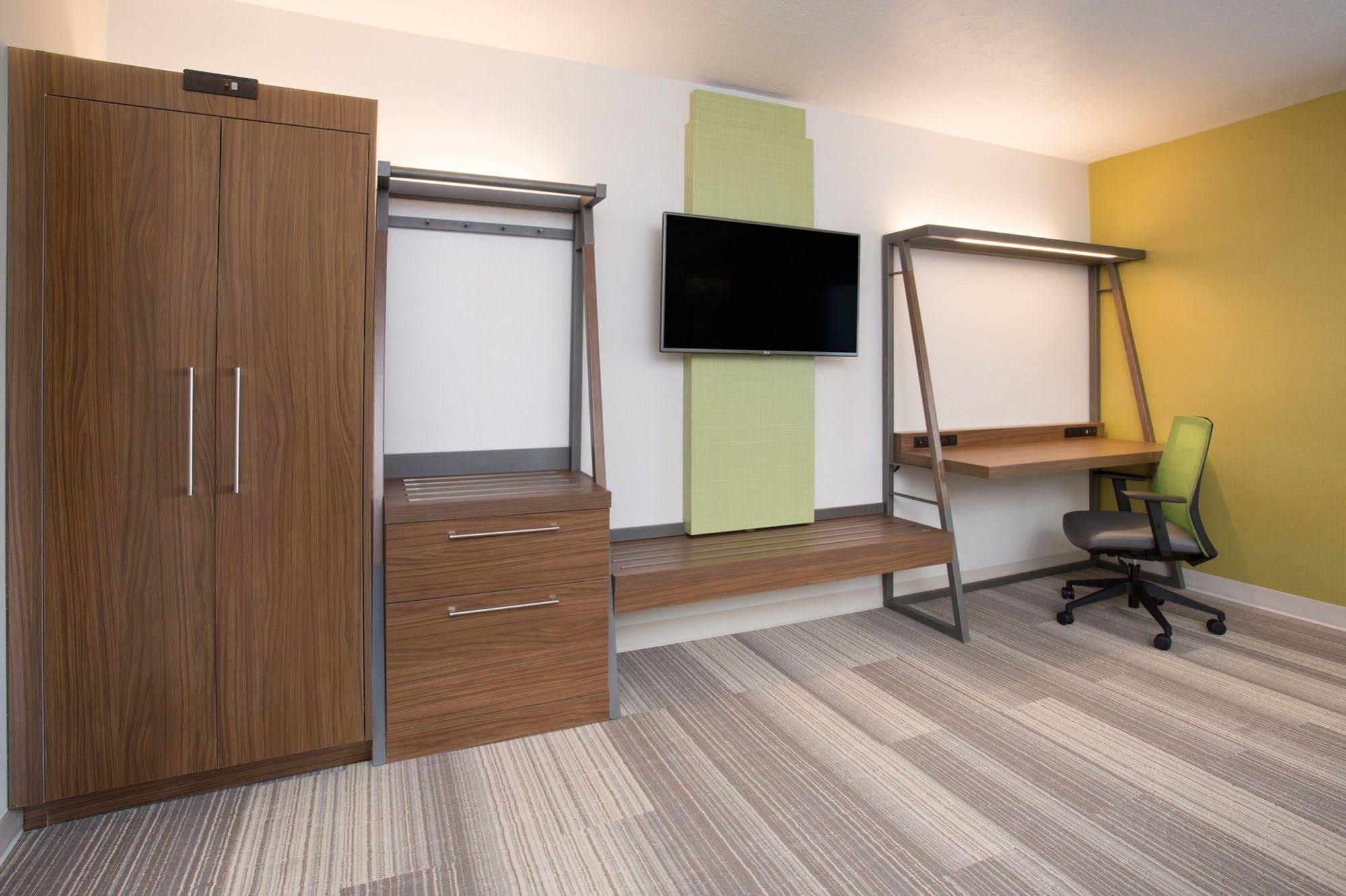 Holiday Inn Express & Suites Perryton By Ihg Lord Exteriör bild